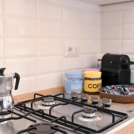 Appartement Cozy Steps From Metro Station Rome