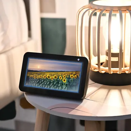 Cozy Steps From Metro Station *